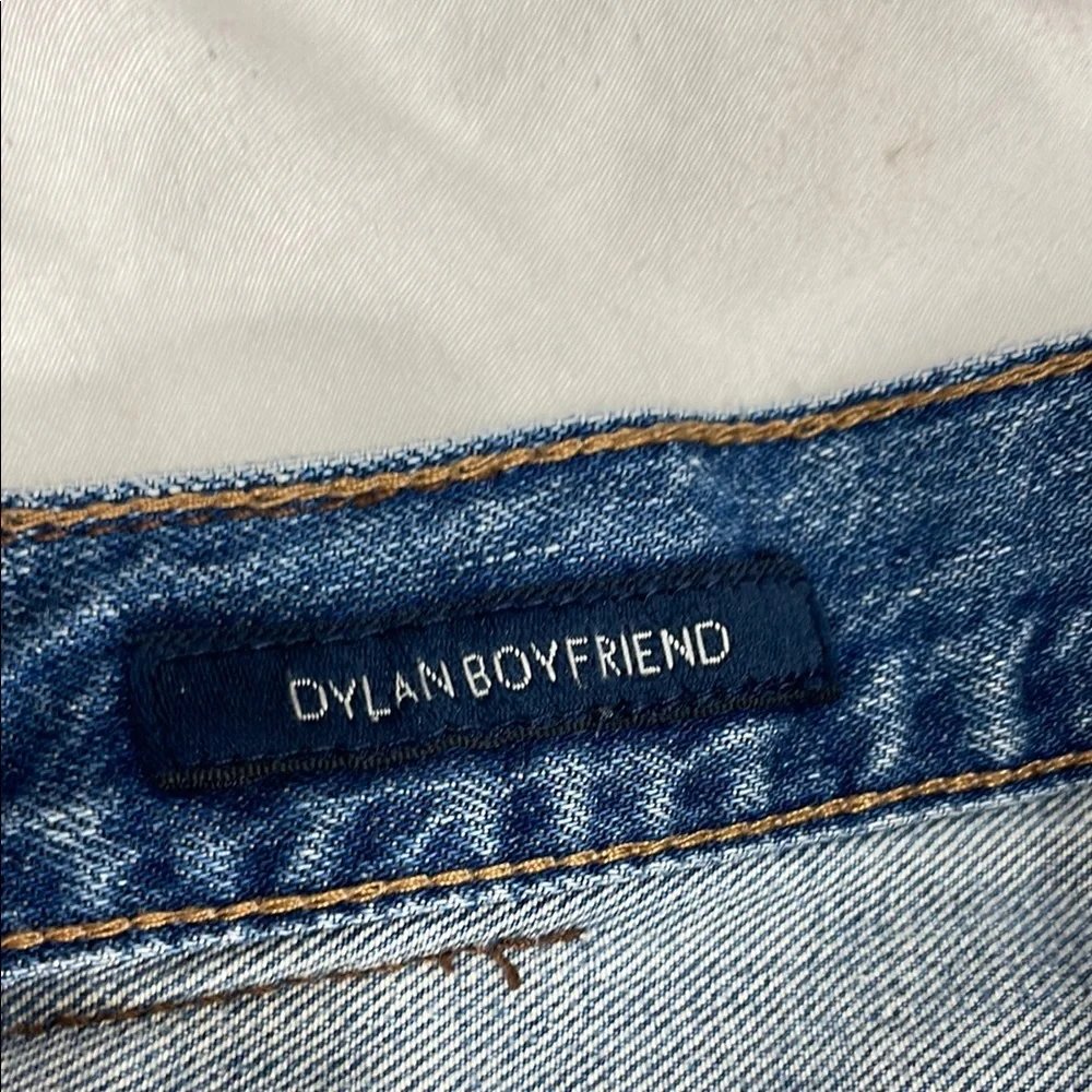 Lucky Brand Straight Blue Jeans with Worn-In Appeal - Picture 5 of 5